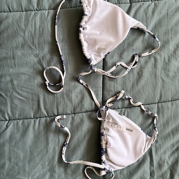 Adjustable padded bikini top - Picture 2 of 2